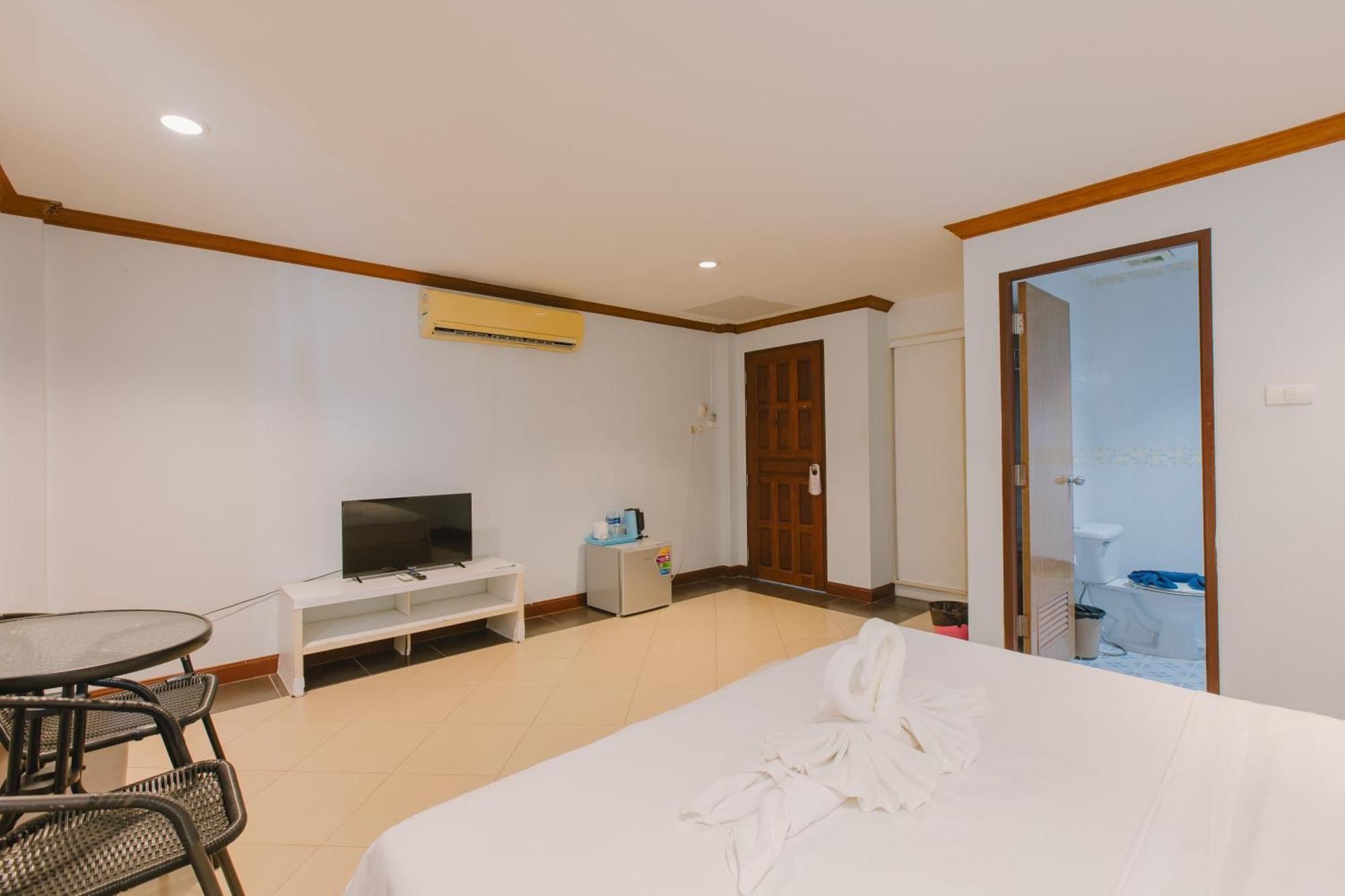 Sunstar Palace Patong Kültér fotó