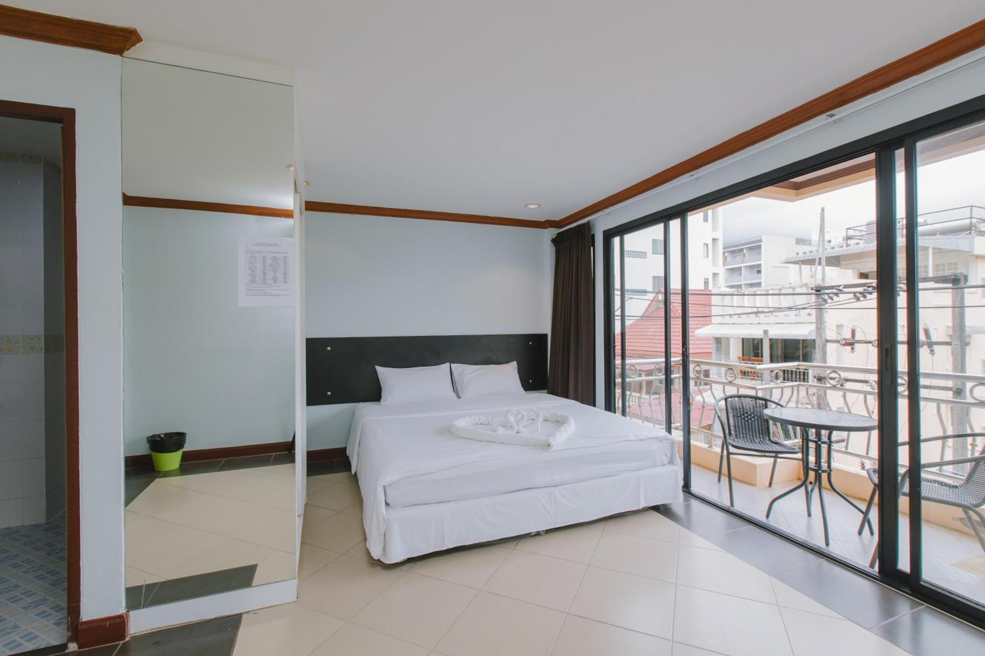 Sunstar Palace Patong Kültér fotó